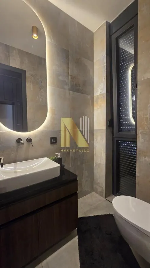 Prodaja, kuća, 183m², Veternička rampa, Novi Sad Sve Podlokacije