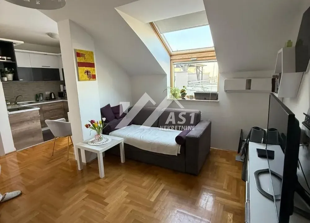 Izdavanje, dvosoban stan, 70m², Novi Sad Sve Podlokacije, Novi Sad