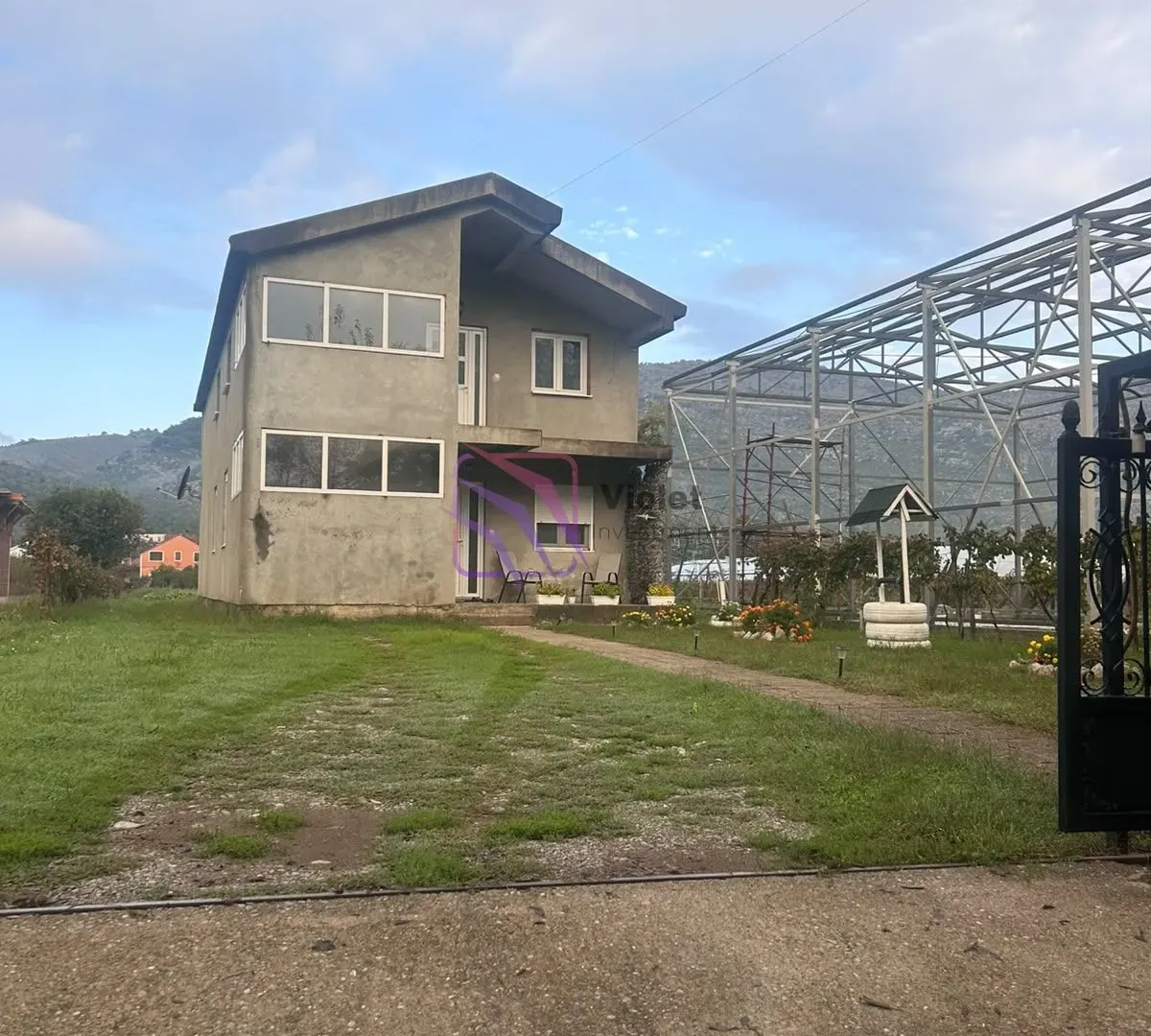 Prodaja, kuća, 200m², Podgorica, Crna Gora