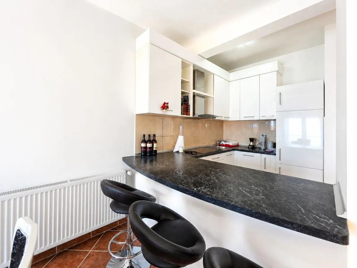 Prodaja, dvosoban stan, 109m², Seoce, Budva