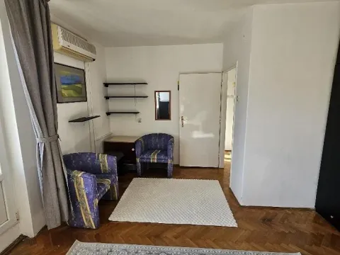 Rent, one bedroom apartment, 30m², Vračar Hram, Vračar Sve Podlokacije - image 5