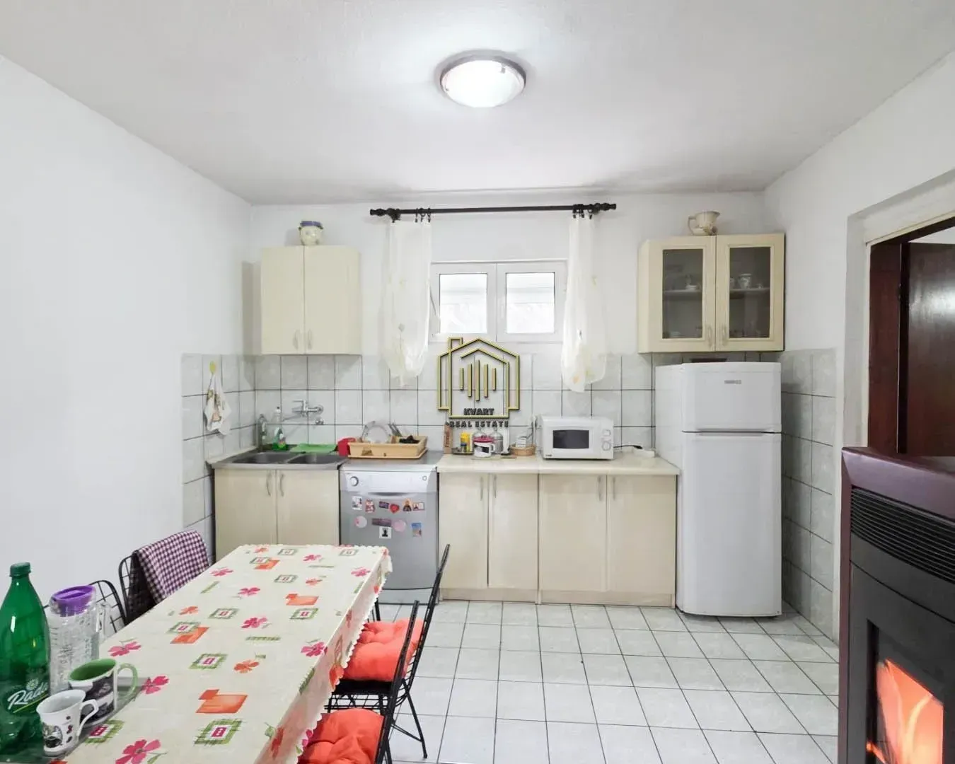 Prodaja, kuća, 115m², Tološi, Podgorica