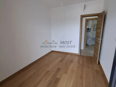 Izdavanje, jednosoban stan, 45m², City Kvart, Podgorica - image 6