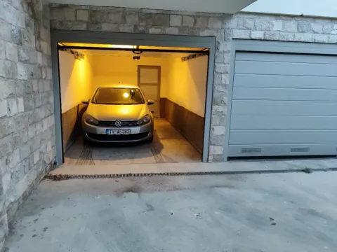 Prodaja, jednosoban stan, 43m², Pod Kuk, Tivat - image 9