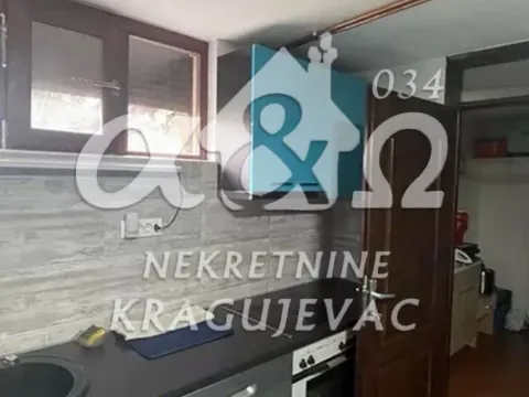 Prodaja, kuća, 250m², Veliko Polje, Kragujevac - image 3