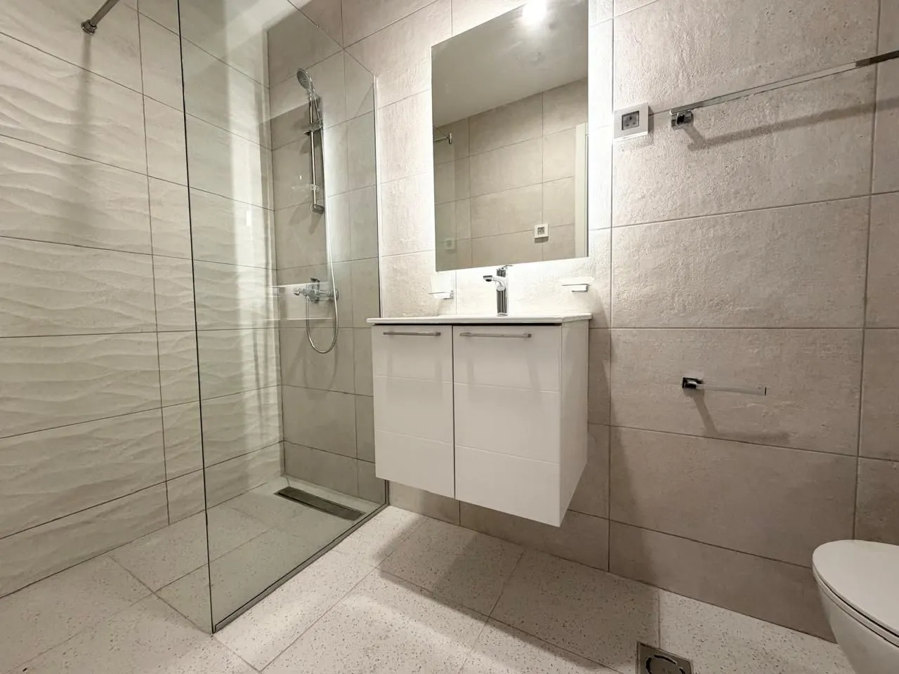 Prodaja, dvosoban stan, 65m², Stari Aerodrom, Podgorica