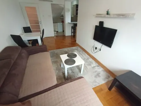 Prodaja, jednosoban stan, 50m², Zabjelo, Podgorica - image 2