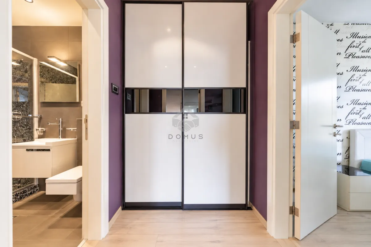 Izdavanje, trosoban stan, 140m², Preko Morače, Podgorica