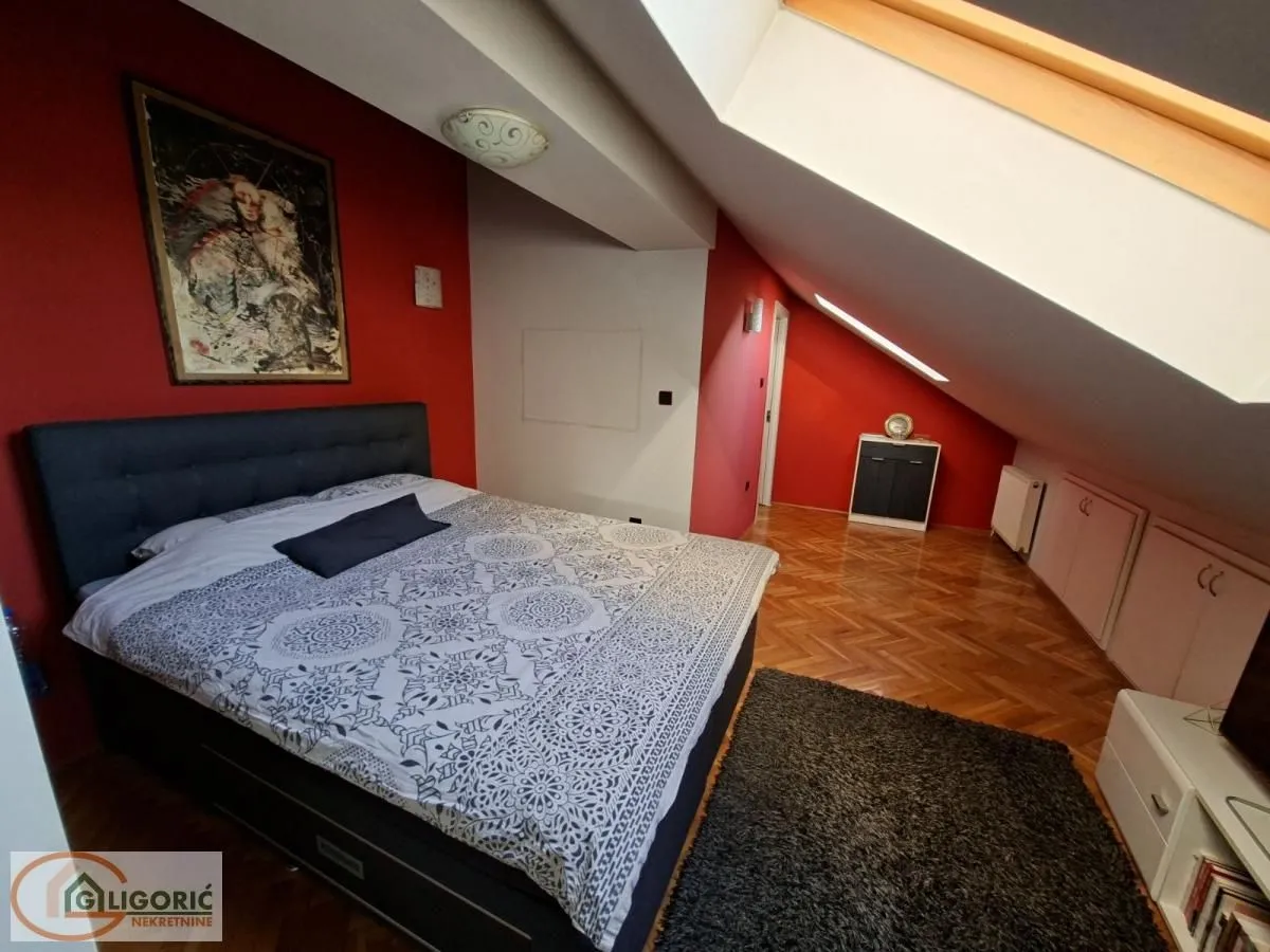 Prodaja, trosoban stan, 79m², Pančevo, Srbija