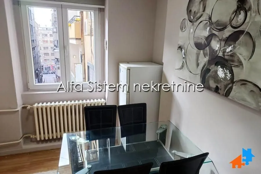 Rent, two bedroom apartment, 60m², Stari Grad, Beograd