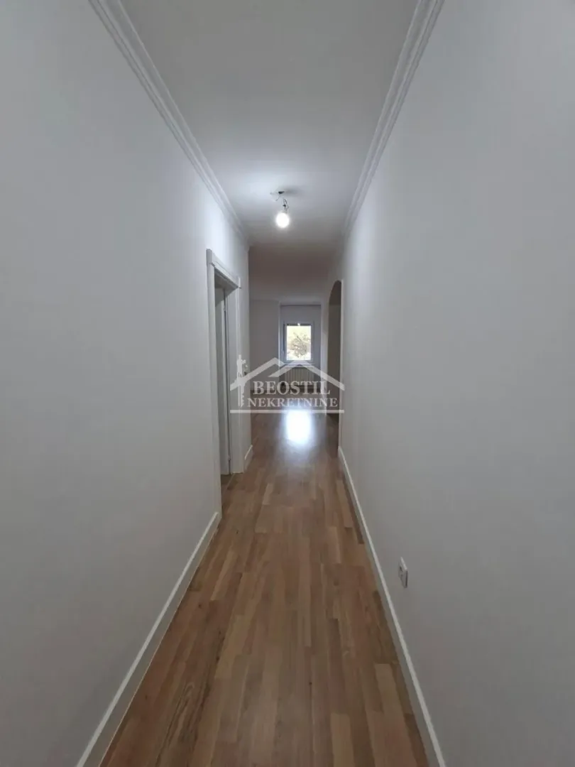 Prodaja, četvorosoban stan, 90m², Tašmajdan, Palilula Sve Podlokacije
