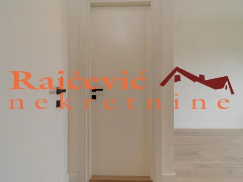 Sale, three bedroom apartment, 87m², Savski Venac, Beograd - image 14