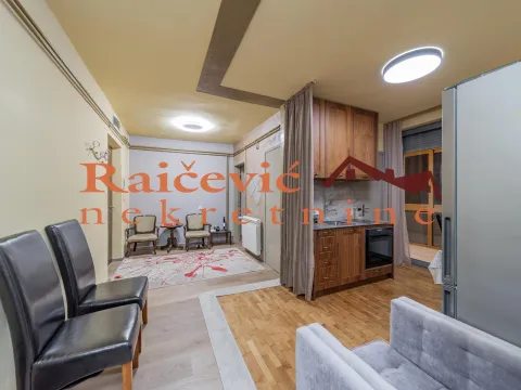 Prodaja, četvorosoban stan, 104m², Gradska Bolnica, Zvezdara Sve Podlokacije - image 7