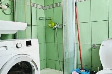 Sale, two bedroom apartment, 80m², Zeleni Venac, Beograd - image 7