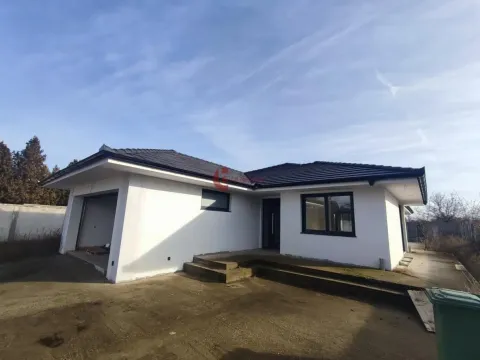 Prodaja, kuća, 180m², Zorka, Subotica - image 2