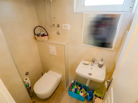 Sale, three bedroom apartment, 112m², Bar, Crna Gora - image 9