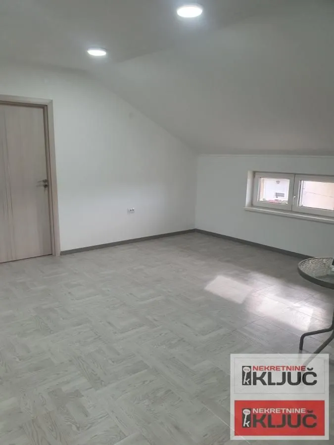 Prodaja, trosoban stan, 71m², Klisa, Novi Sad Sve Podlokacije
