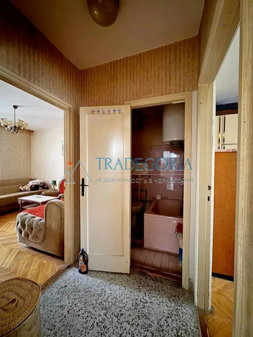 Prodaja, dvosoban stan, 54m², Bar, Crna Gora