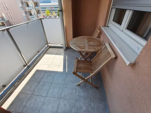Rent, one bedroom apartment, 48m², City Kvart, Podgorica - image 10