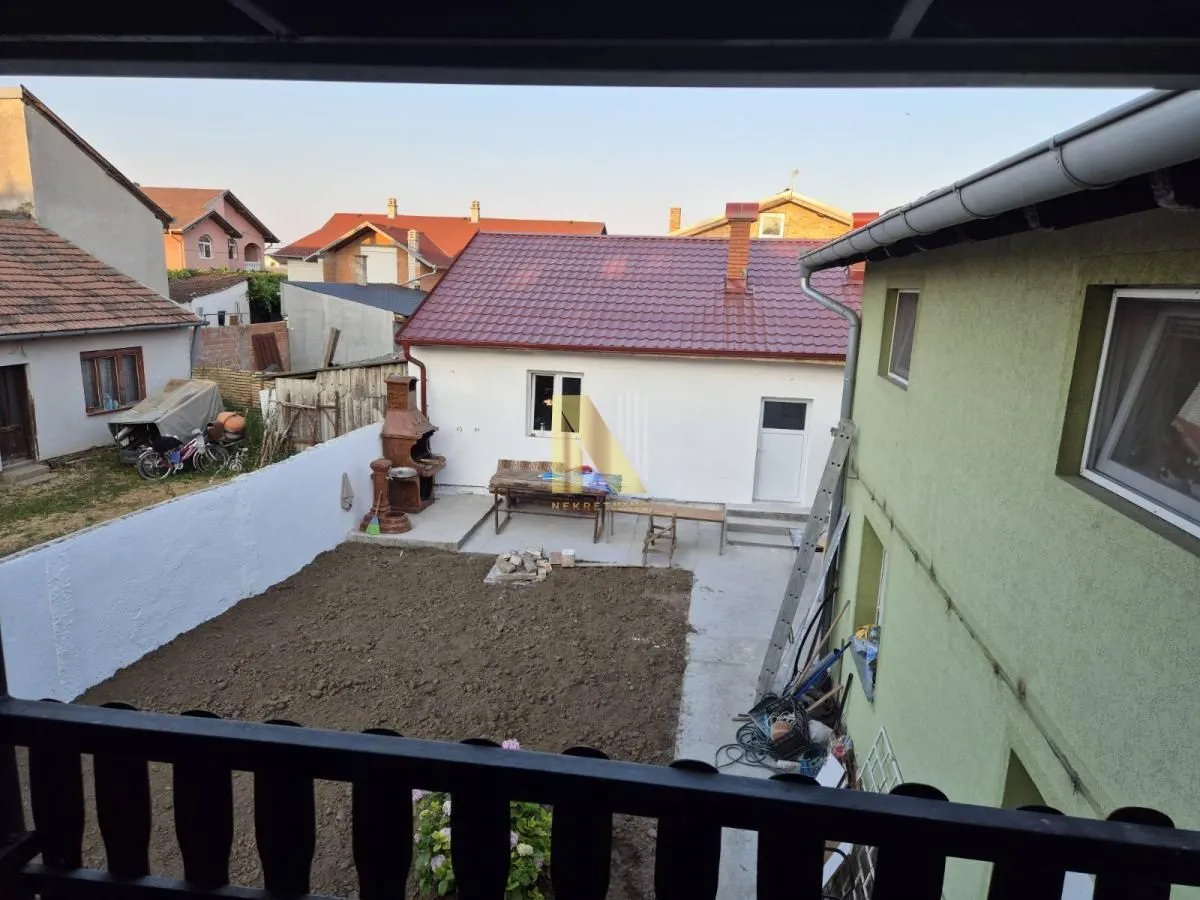 Prodaja, kuća, 441m², Veternik, Novi Sad Sve Podlokacije