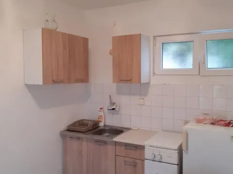 Sale, house, 30m², Šušanj, Bar - image 9