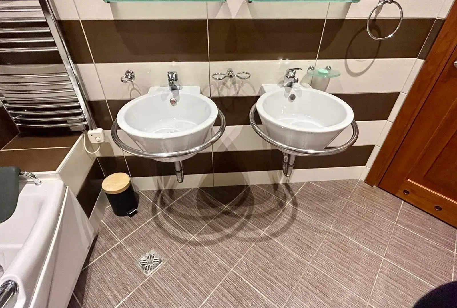Rent, two bedroom apartment, 100m², Centar, Podgorica