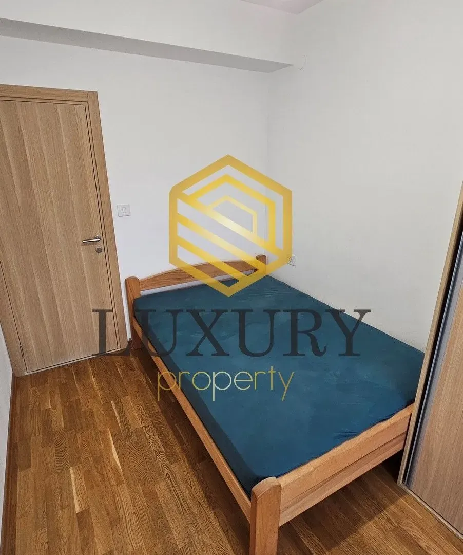Prodaja, jednosoban stan, 33m², Pobrežje, Podgorica
