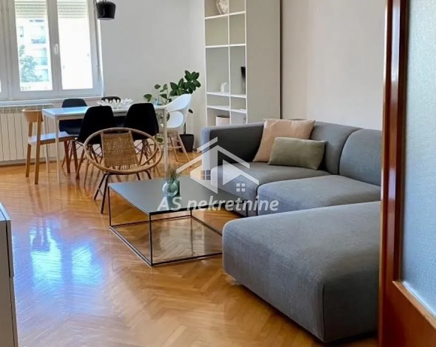 Izdavanje, trosoban stan, 76m², Novi Beograd Blok 64, Novi Beograd Sve Podlokacije