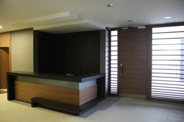 Izdavanje, trosoban stan, 110m², Savski Venac, Beograd