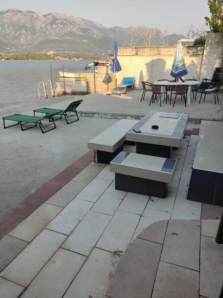 Sale, house, 387m², Đuraševići, Tivat