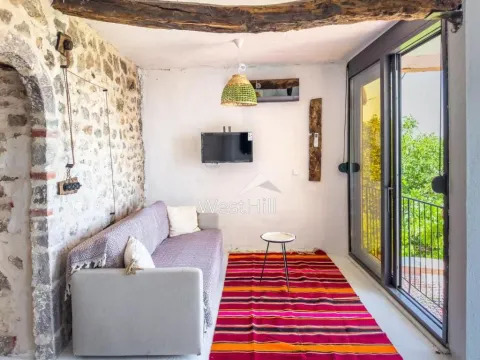 Prodaja, kuća, 250m², Dobre Vode, Bar - image 18