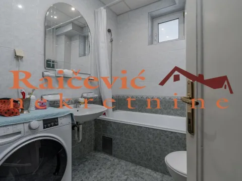 Izdavanje, četvorosoban stan, 108m², Zvezdara Sve Podlokacije, Beograd - image 13