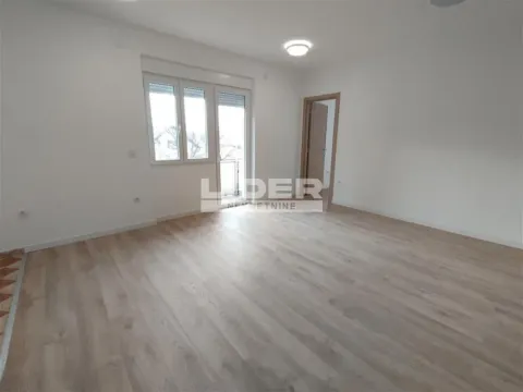 Stan in Slavujev Venac