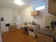 Prodaja, kuća, 397m², Petlovo Brdo, Beograd - image 9