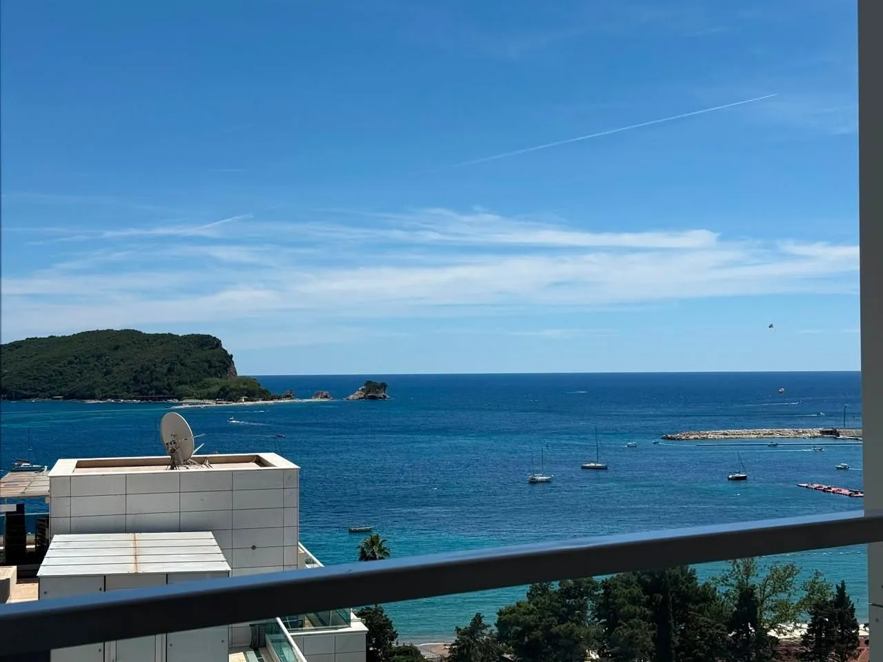 Rent, two bedroom apartment, 70m², Centar, Budva