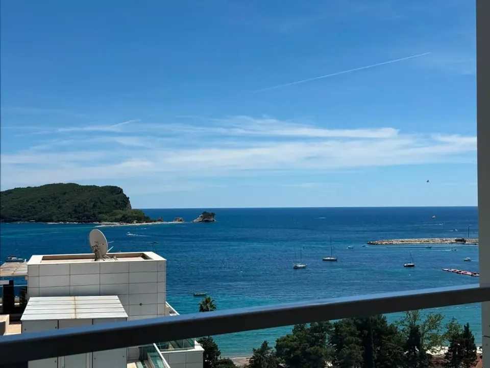 Rent, two bedroom apartment, 70m², Centar, Budva