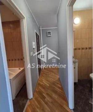 Izdavanje, trosoban stan, 73m², Novi Beograd Blok 22, Novi Beograd Sve Podlokacije - image 22