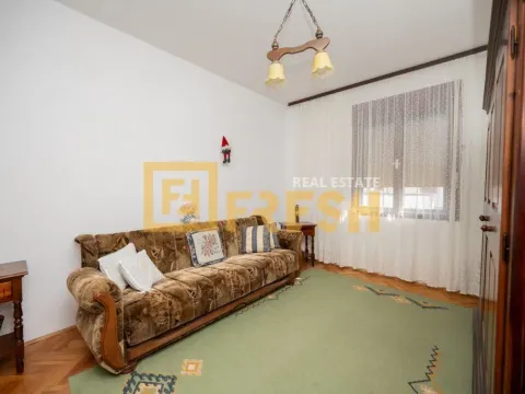 Prodaja, kuća, 150m², Stari Aerodrom, Podgorica - image 15