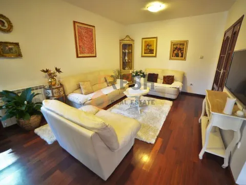 Izdavanje, trosoban stan, 100m², Gorica C, Podgorica - image 5