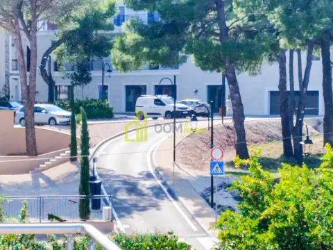 Sale, house, 200m², Radovići, Tivat - image 3