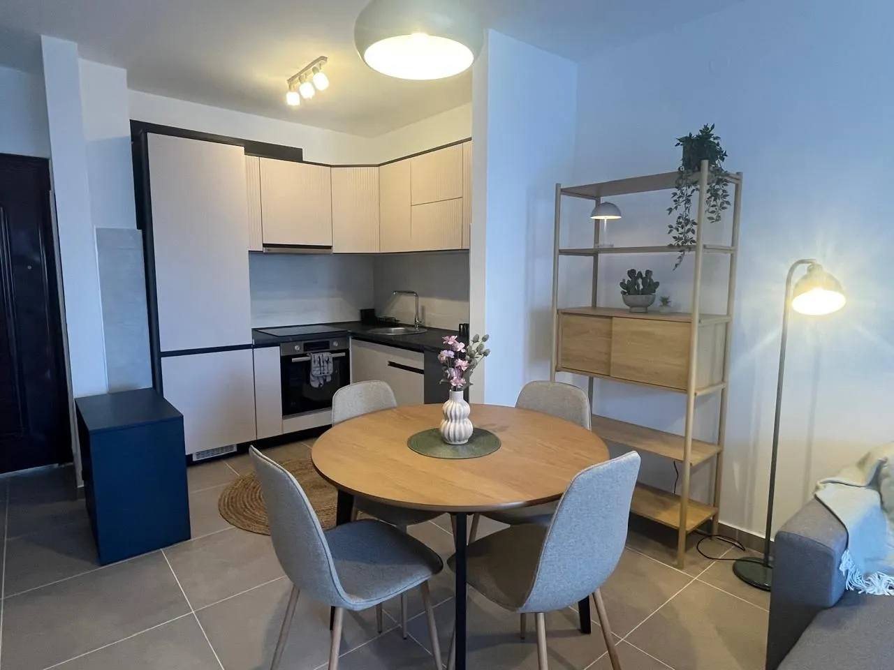 Rent, two bedroom apartment, 63m², 1 maj, Podgorica