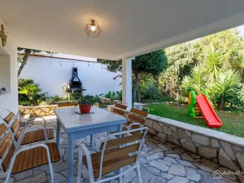 Prodaja, kuća, 130m², Utjeha, Bar - image 6