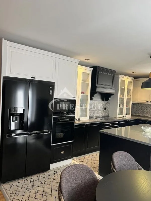 Prodaja, kuća, 370m², Zeta, Podgorica