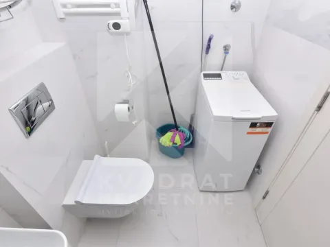 Izdavanje, jednosoban stan, 49m², Central Point, Podgorica - image 6