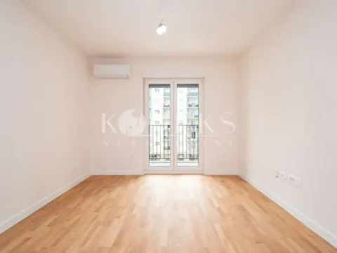 Izdavanje, poslovni prostor, 39m², Zabjelo, Podgorica - image 2