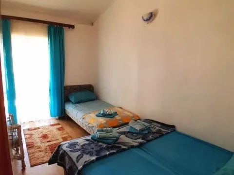 Rent, three bedroom apartment, 220m², Šušanj, Bar - image 12
