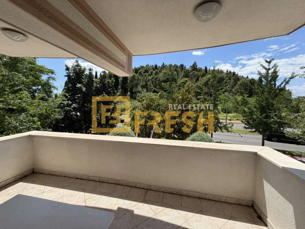 Rent, office space, 150m², Ljubović, Podgorica