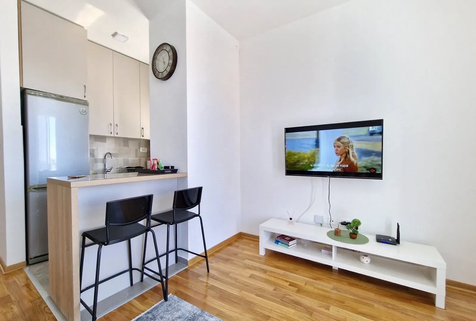 Rent, one bedroom apartment, 47m², Bečići, Budva