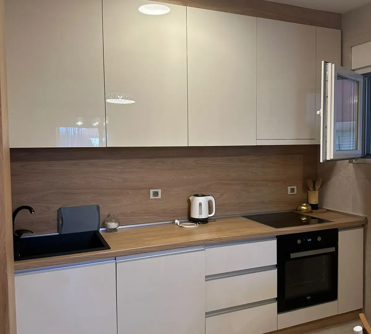 Izdavanje, jednosoban stan, 42m², Gorica C, Podgorica