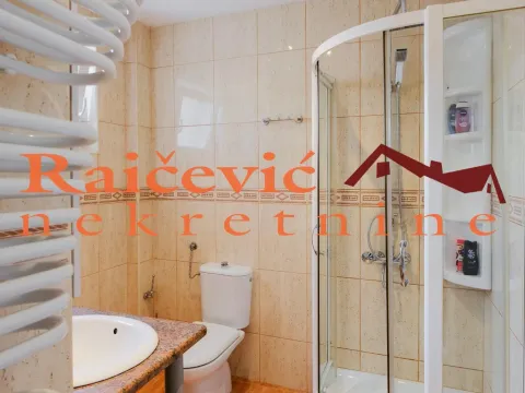 Rent, three bedroom apartment, 60m², Stari Grad, Beograd - image 12